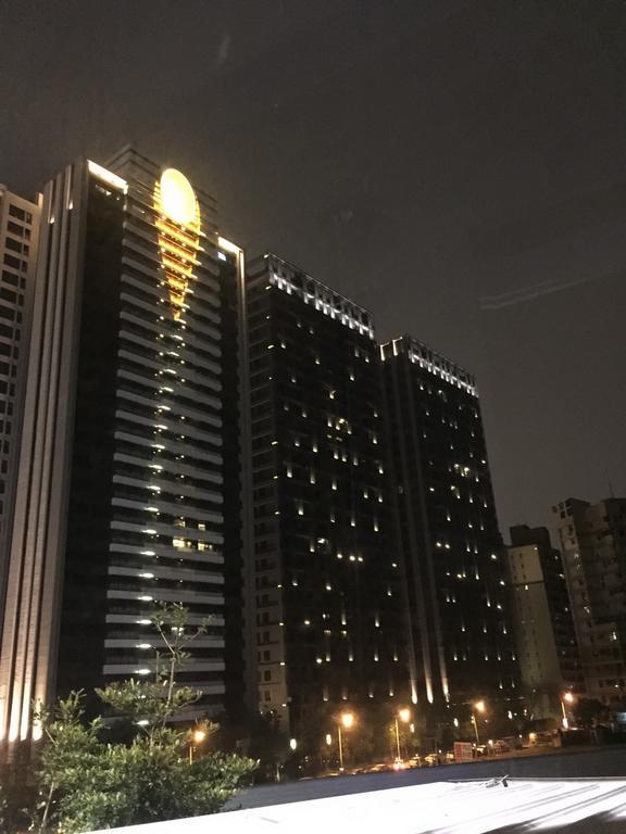 ギャザリング ホテル 高雄市 エクステリア 写真